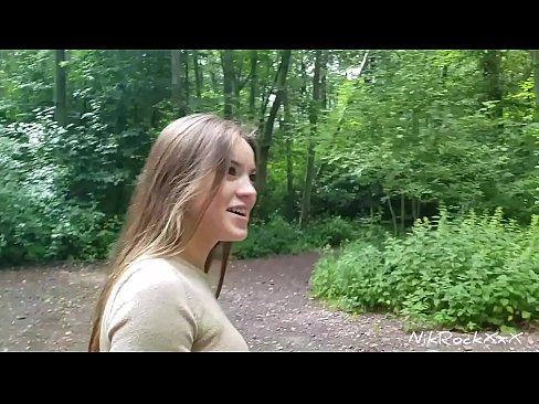 ❤️ Predložio sam Evelini da se poševimo na javnom mjestu! Rekla je da. Onda sam je pojebao u dupe i spermio u usta. Onda se napišala. ☑ Jebeni video  kod nas ☑