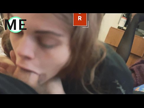 ❤️ Grleni kurac, poderane najlonke i poderane pete lijepo je upoznati ☑ Jebeni video  kod nas ☑